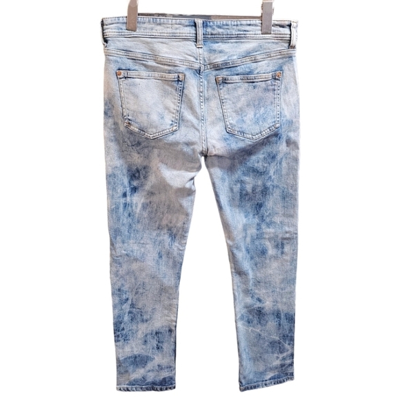 Anthropologie Pilcro Acid Washed Denim Jeans Tapered Leg Size 28 Stretch Casual - Picture 3 of 11